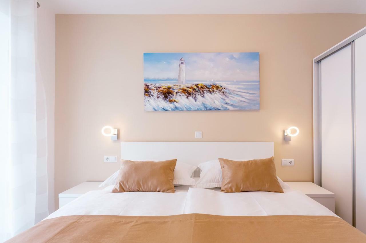 Villa Stonehouse Milna  Ngoại thất bức ảnh