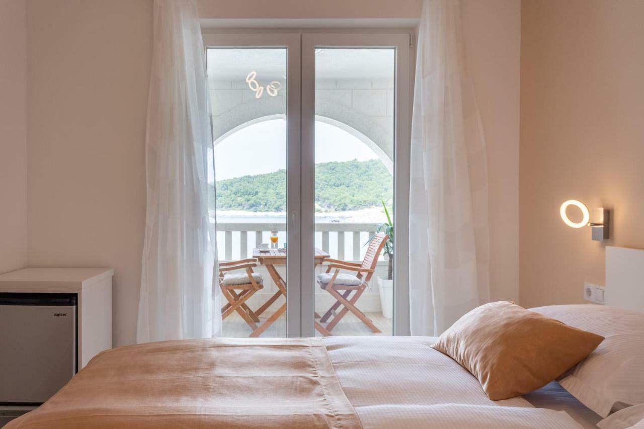 Villa Stonehouse Milna  Ngoại thất bức ảnh